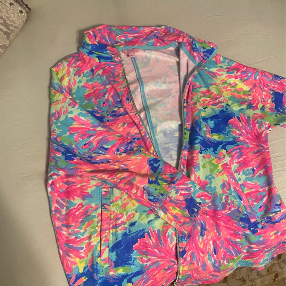 Lilly Pulitzer quarter sleeve zip up jacket